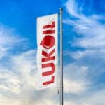 Lukoil Dikey Benzinlik Flaması